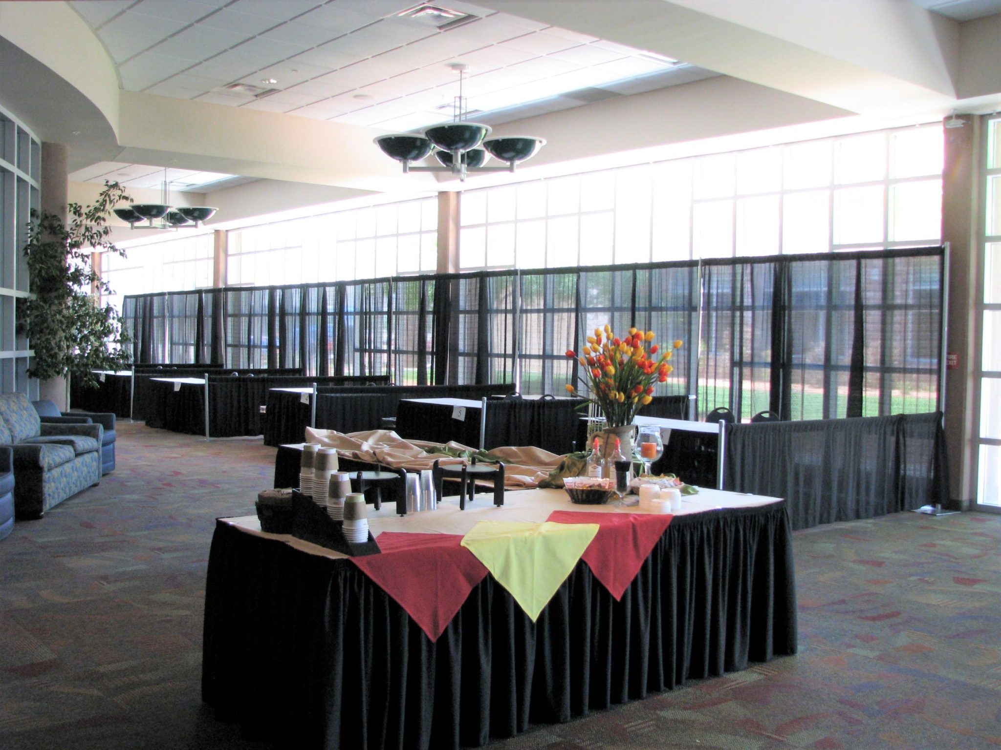 Prefunction-with-booths-2048x1536